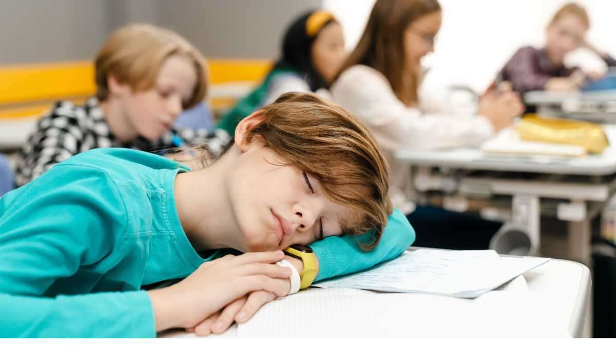 giovani adolescenti sonno